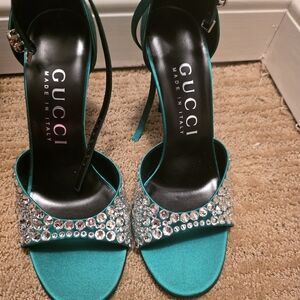 New Never Worn Gucci Women's Green Teal Swarovski Crystal Heels